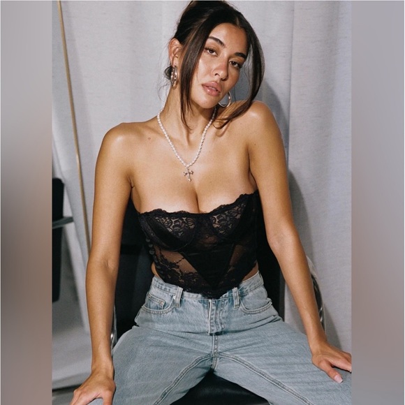 Princess Polly lace corset top - Picture 6 of 10